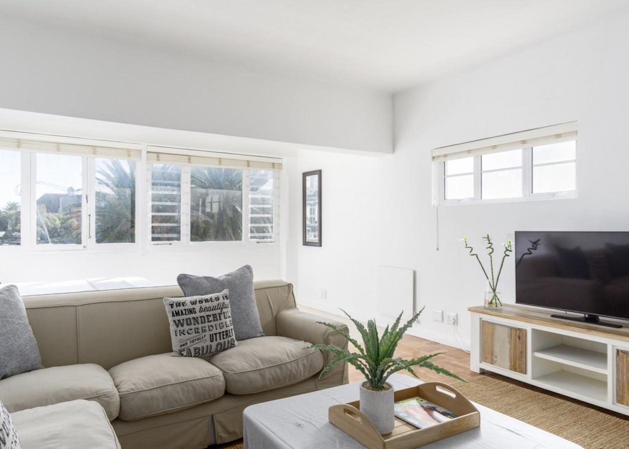 Comfortable Living For A Memorable Stay Cape Town Exterior photo